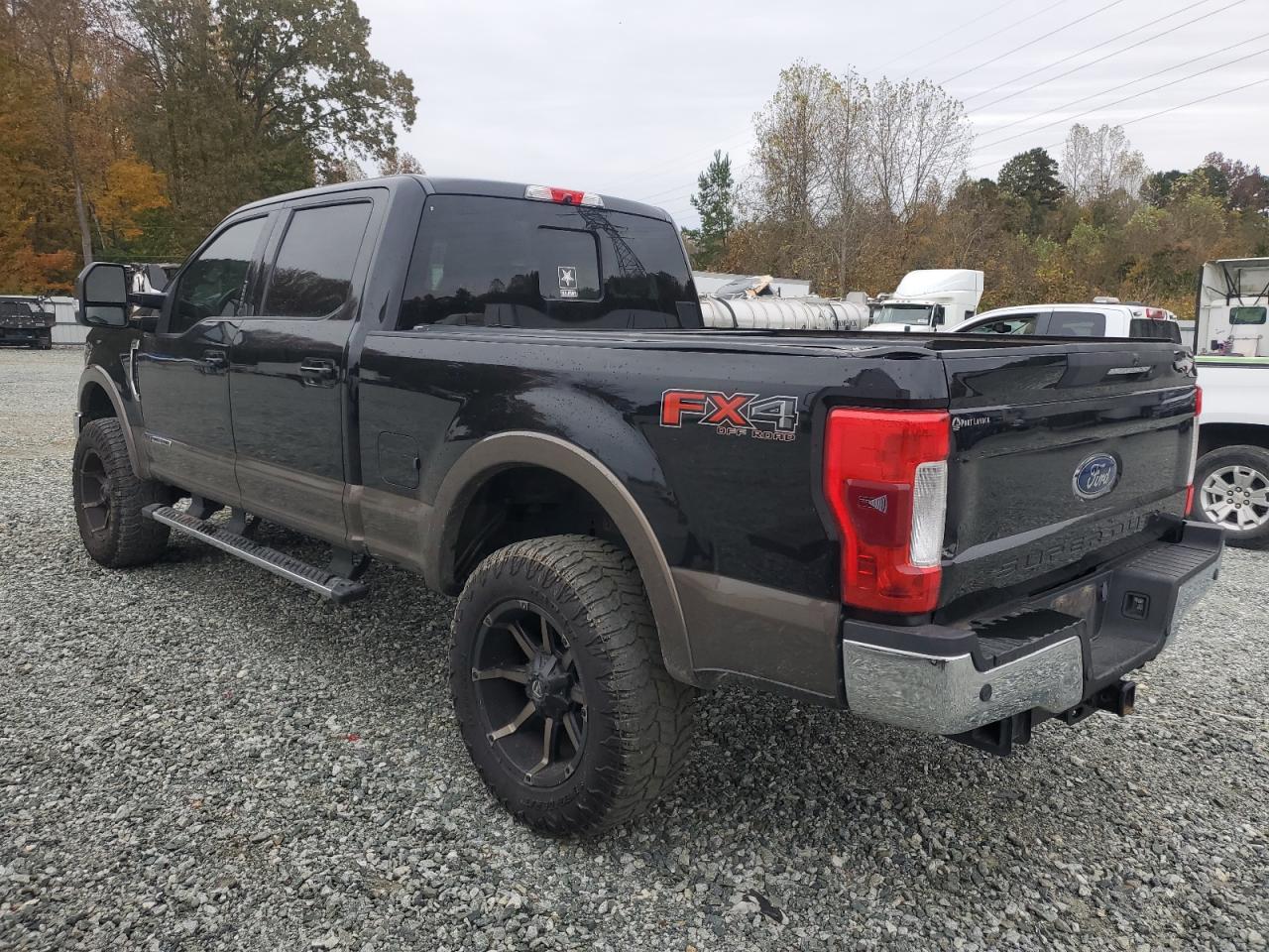 Lot #3304603478 2017 FORD SUPER DUTY F-25