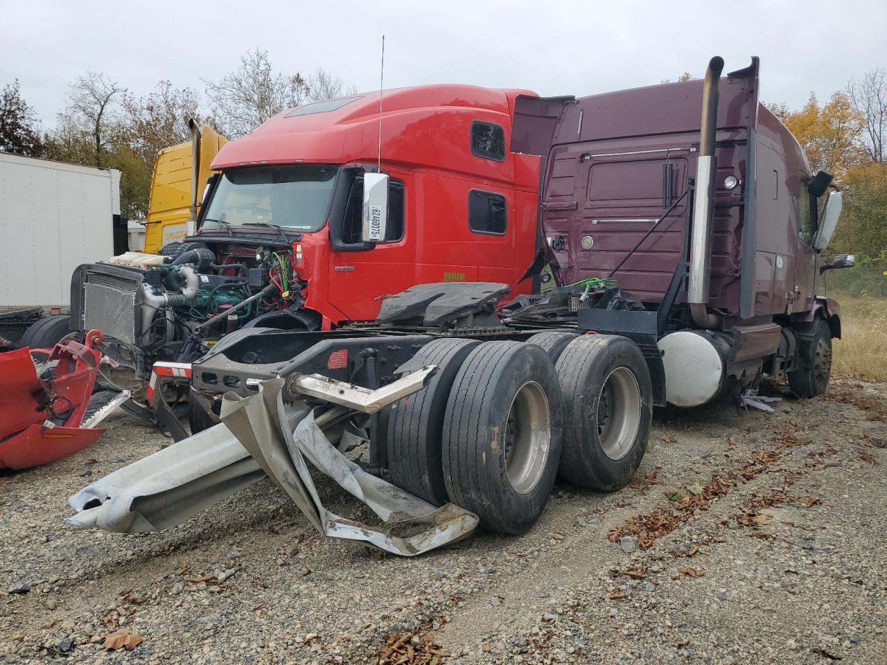 Lot #3281470994 2015 VOLVO VNL