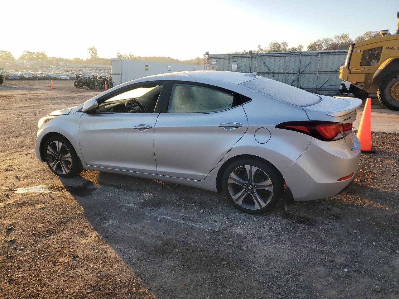 HYUNDAI ELANTRA SE