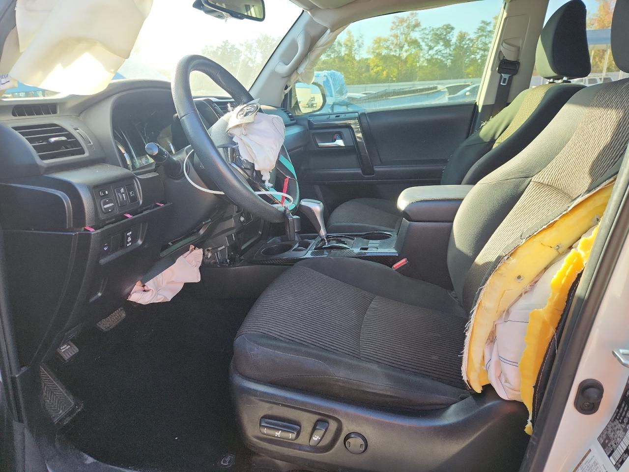 TOYOTA 4RUNNER SR5/SR5 PREMIUM