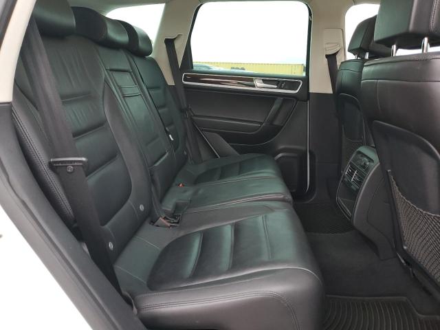 2016 VOLKSWAGEN TOUAREG TD WVGEP9BP3GD003845