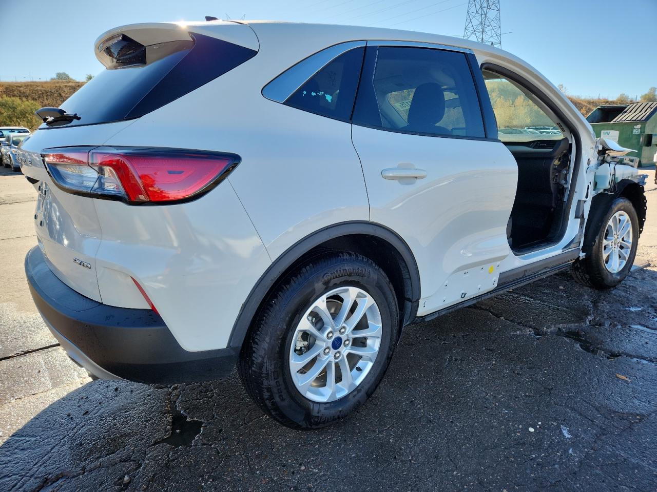 FORD ESCAPE SE
