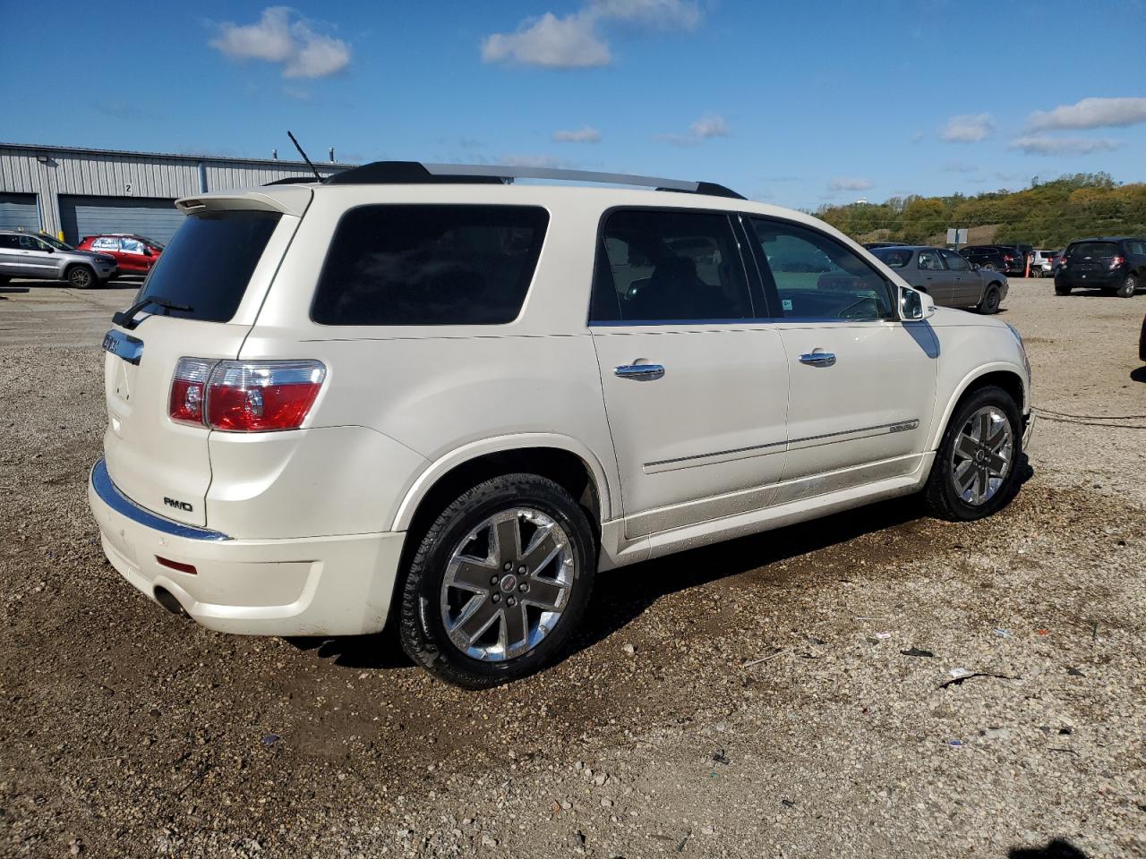 GMC ACADIA DENALI