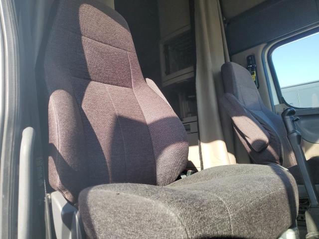 2017 FREIGHTLINER CASCADIA 1 #3309174706