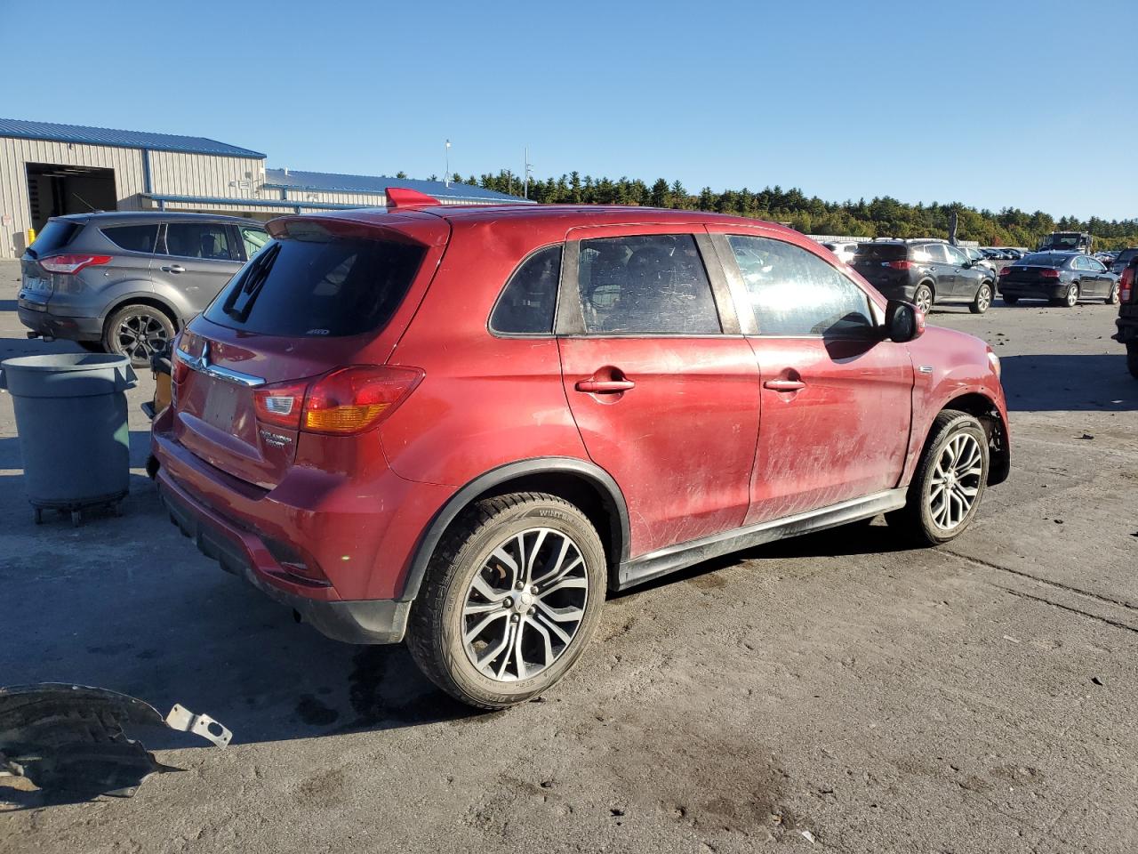 MITSUBISHI OUTLANDER ES