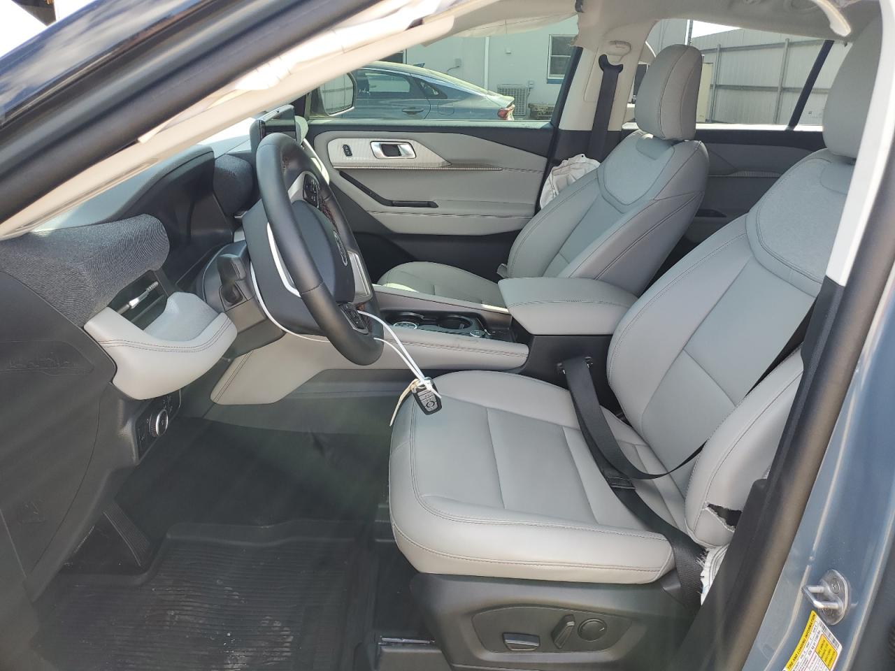 FORD EXPLORER ACTIVE