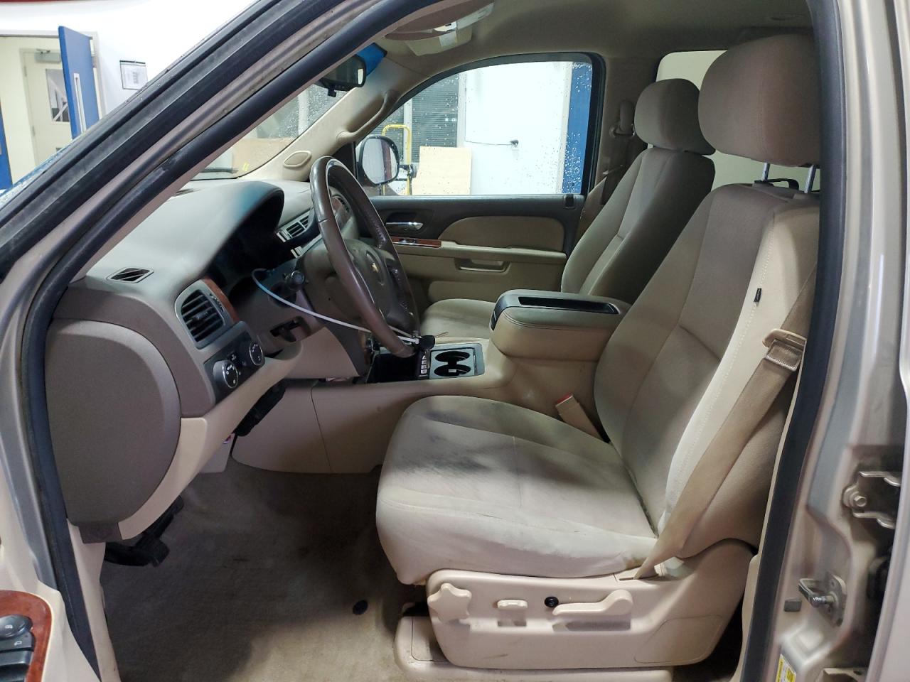 CHEVROLET SUBURBAN K1500 LS