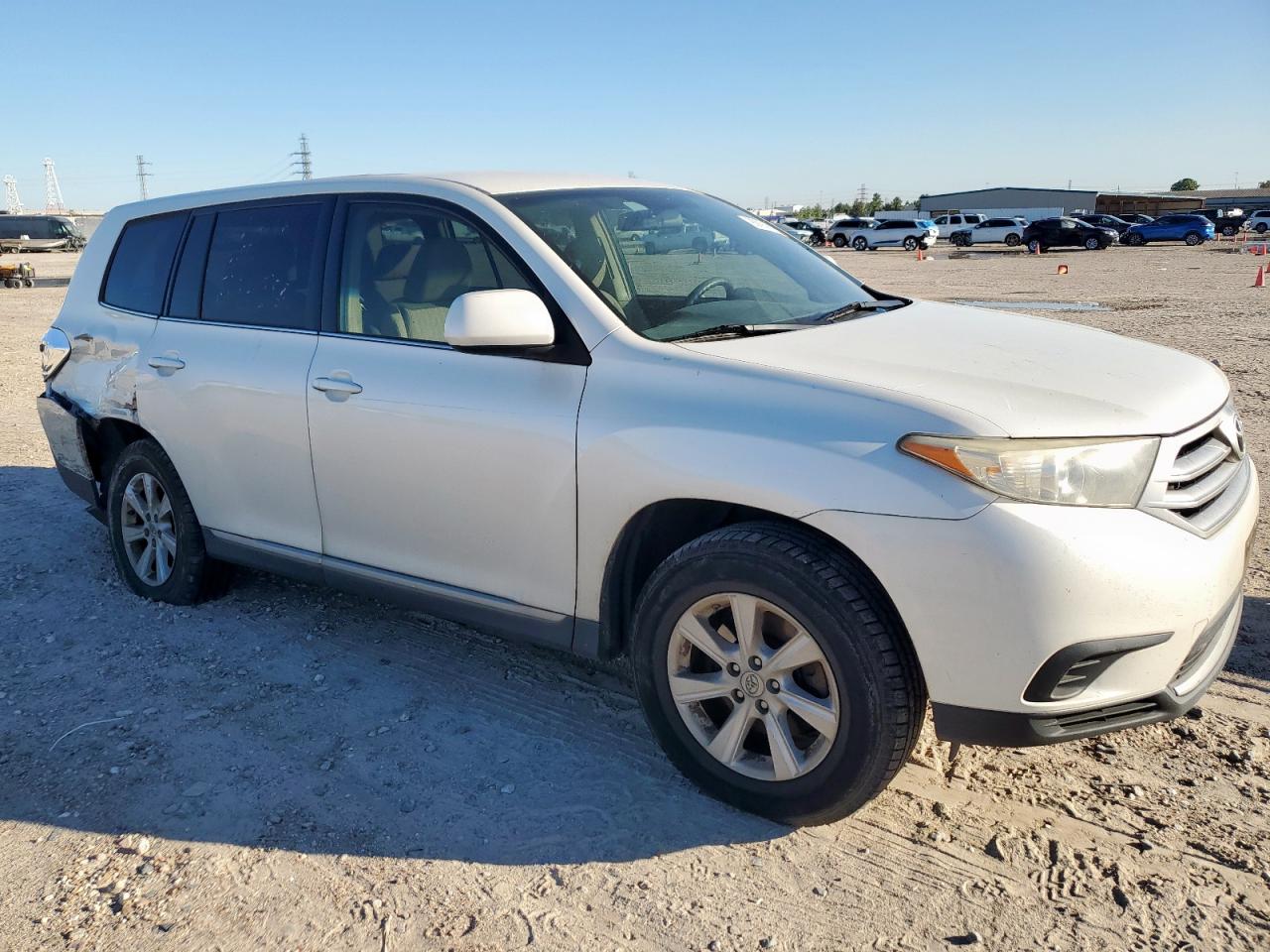 TOYOTA HIGHLANDER BASE