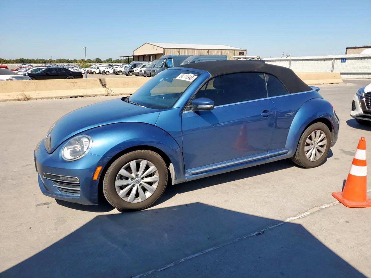 VOLKSWAGEN BEETLE S