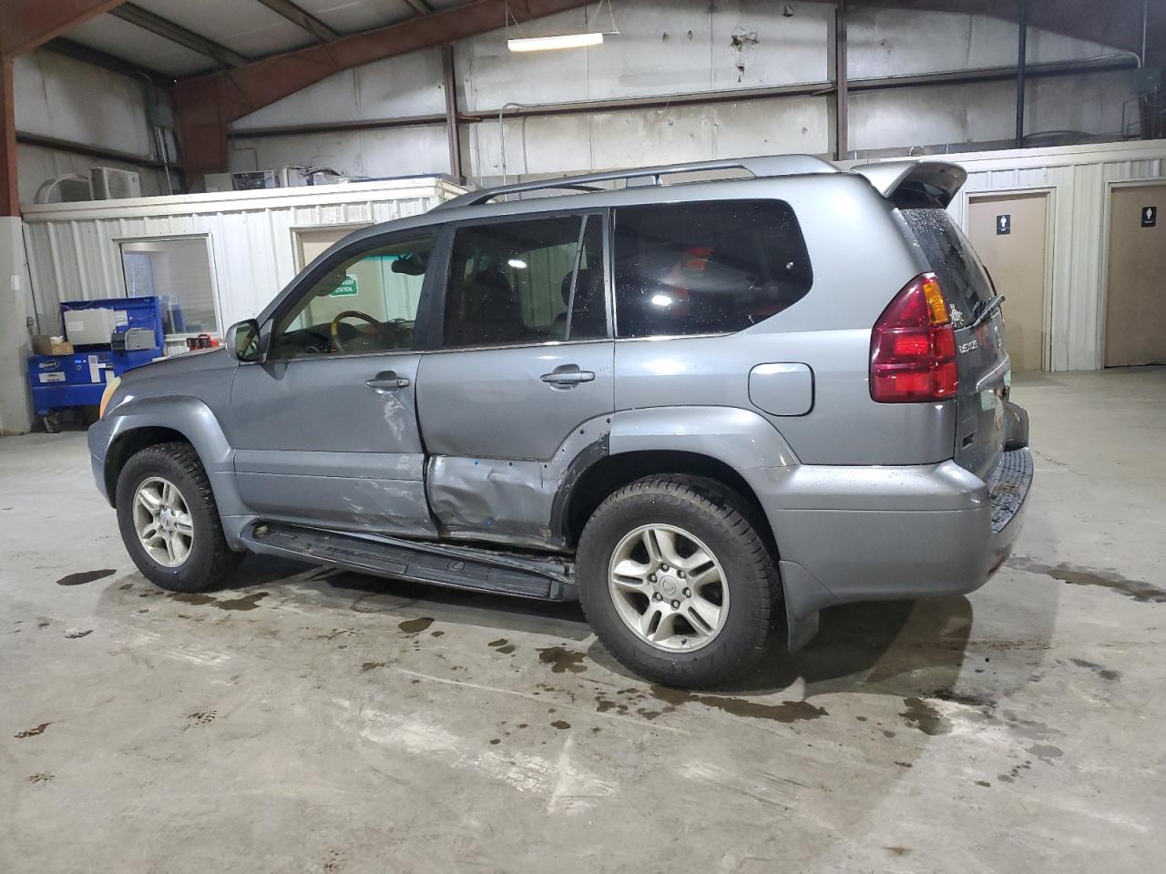 Lot #3283805426 2003 LEXUS GX 470