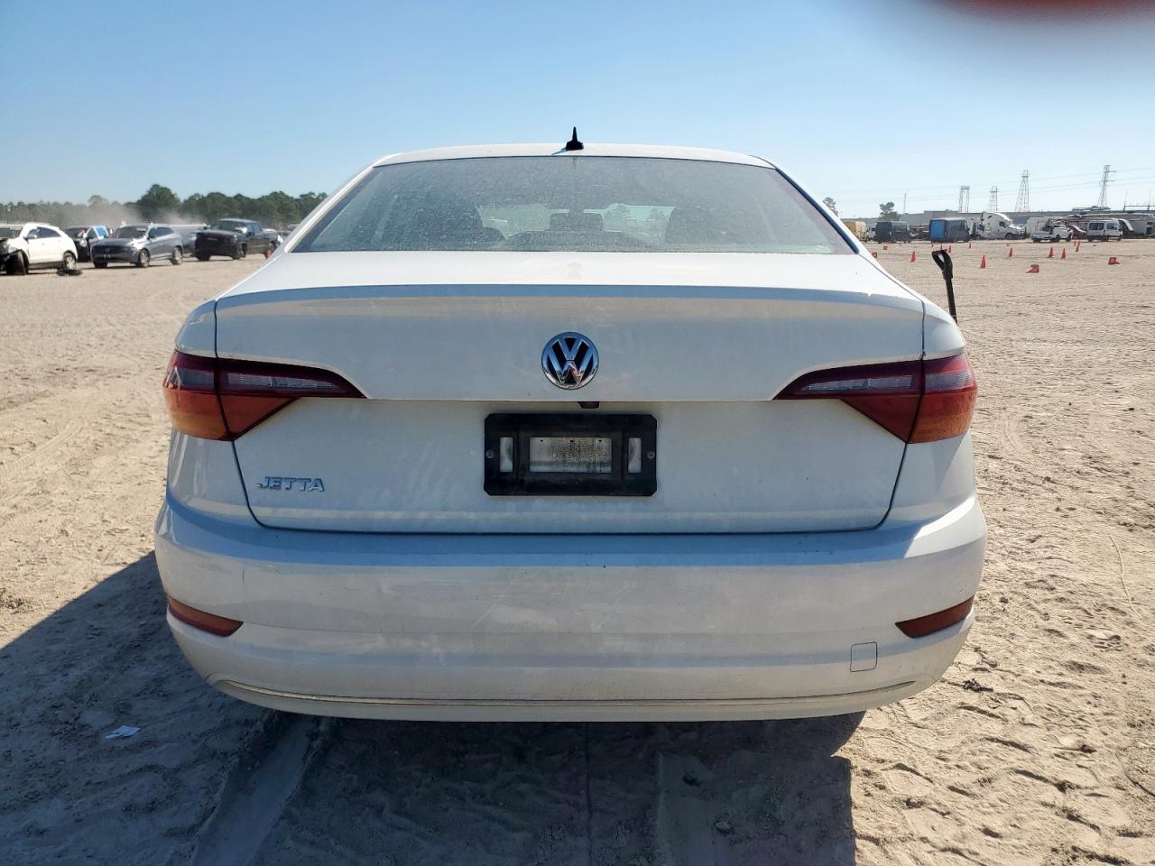 Lot #3305608737 2019 VOLKSWAGEN JETTA S