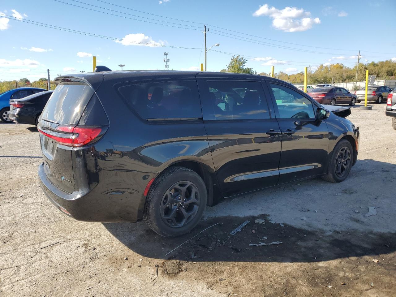 CHRYSLER PACIFICA HYBRID LIMITED