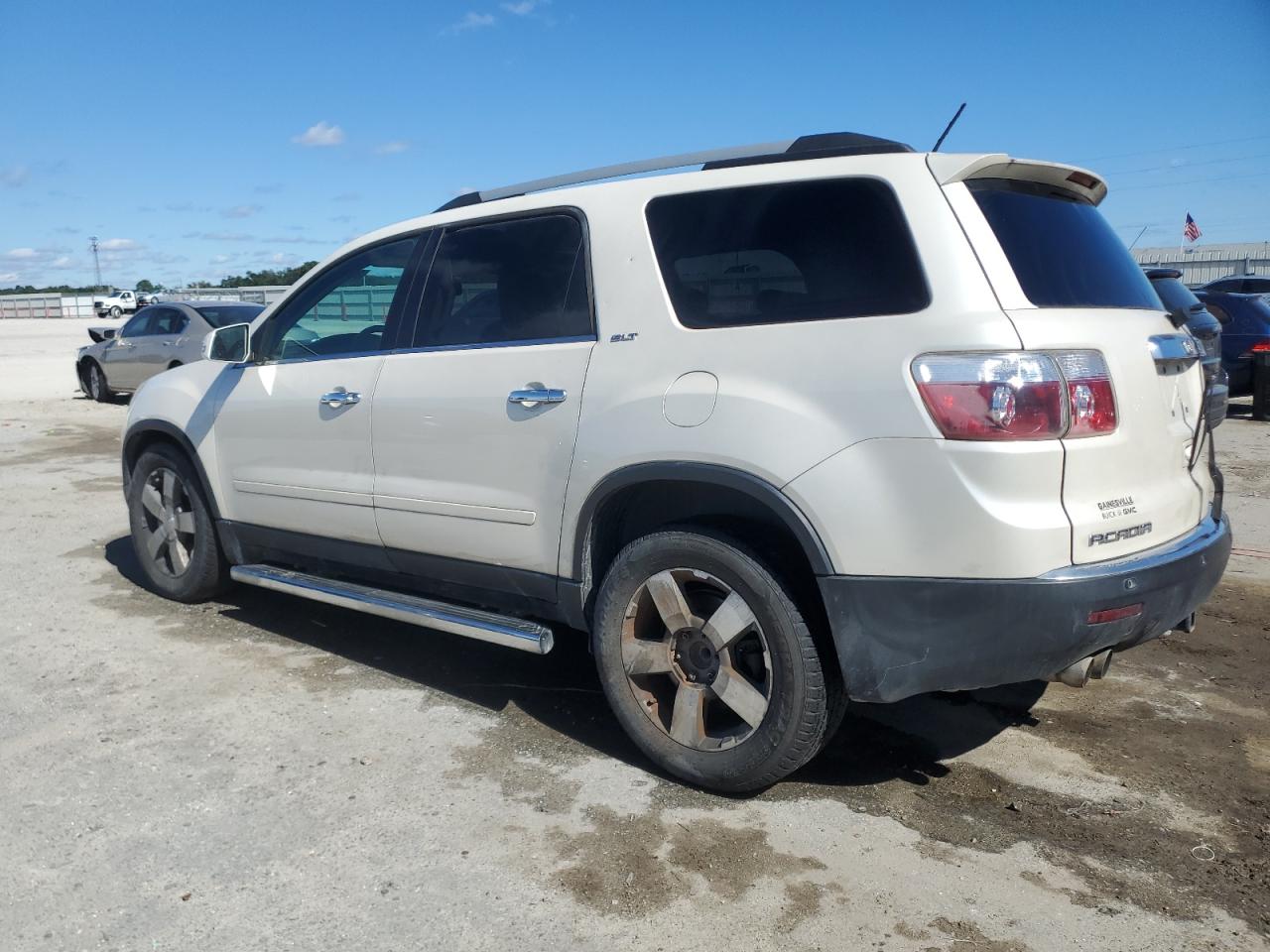 GMC ACADIA SLT-1