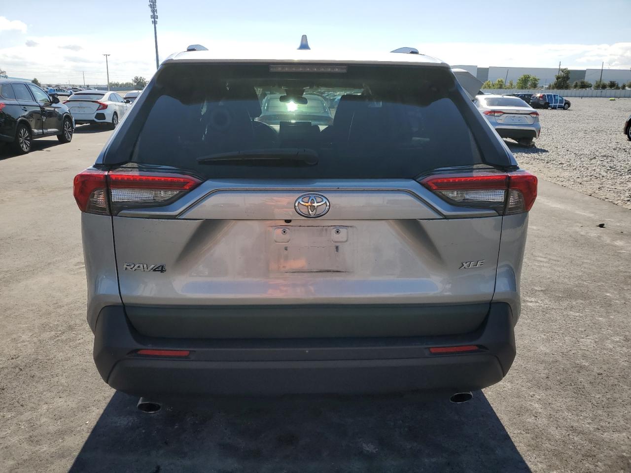 TOYOTA RAV4 XLE PREMIUM