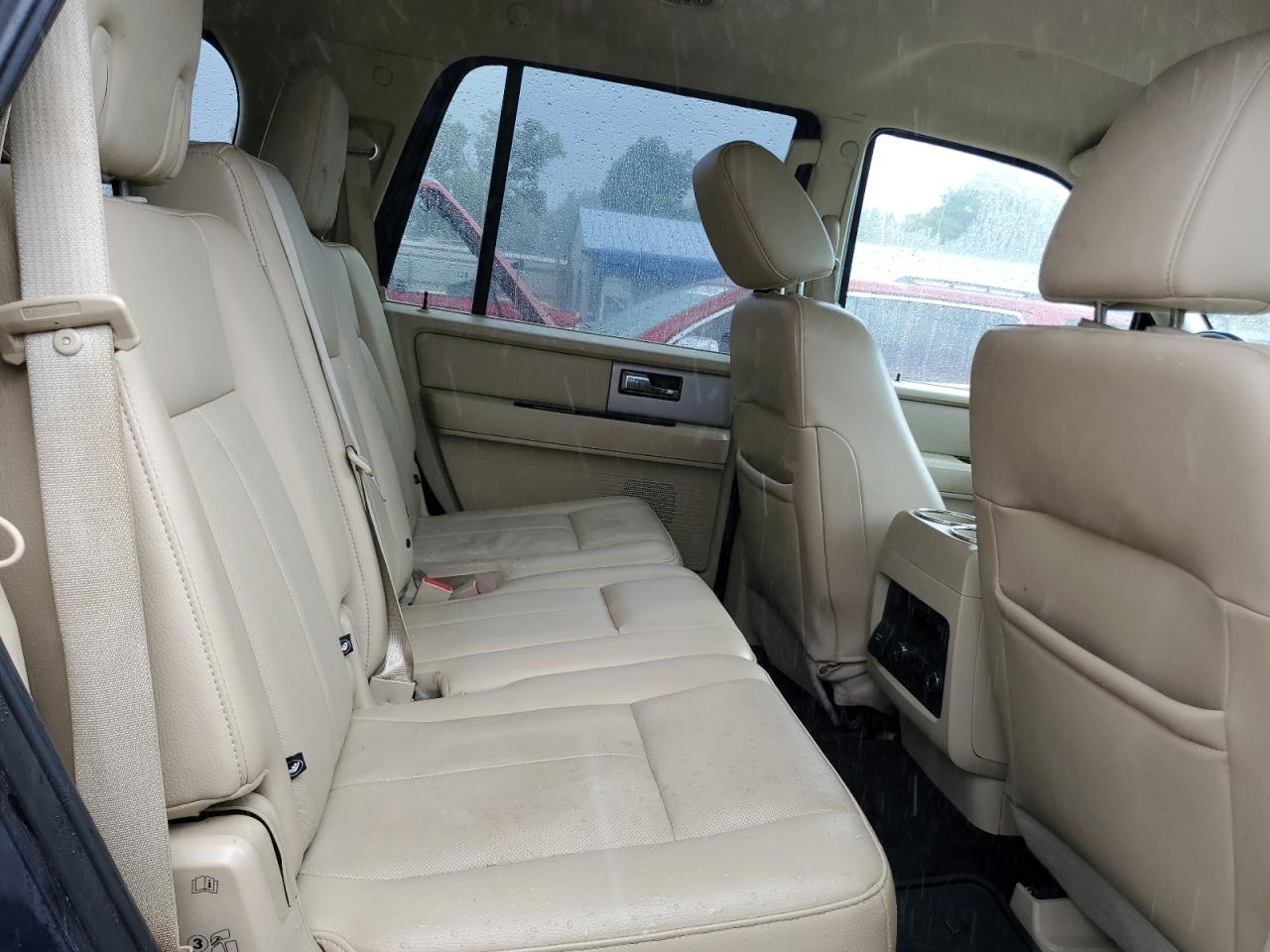 FORD EXPEDITION LIMITED