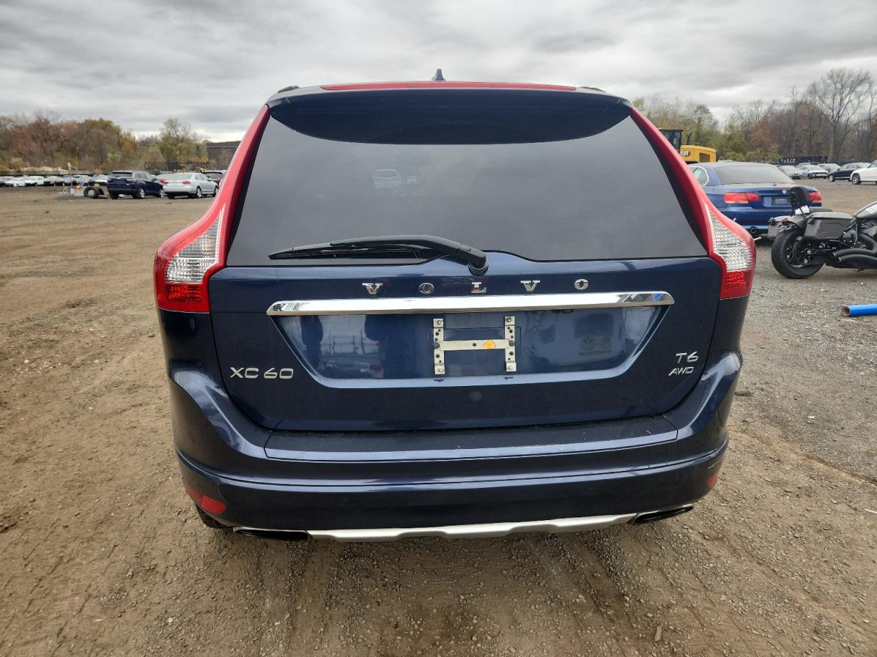 VOLVO XC60 T6 PREMIER