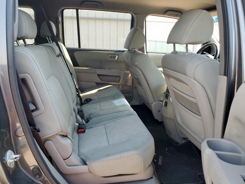 2011 HONDA PILOT LX - 5FNYF3H22BB025642