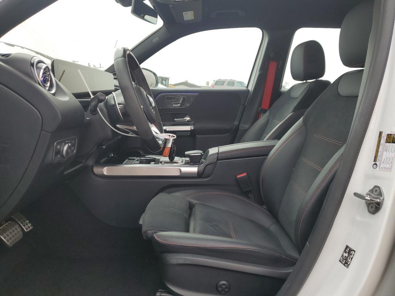 MERCEDES-BENZ GLB-CLASS AMG 35 4MATIC