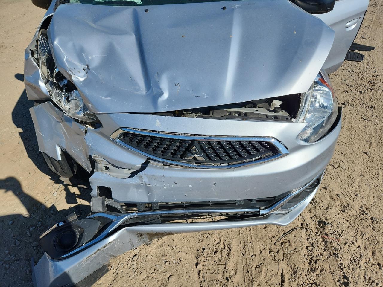 MITSUBISHI MIRAGE LE