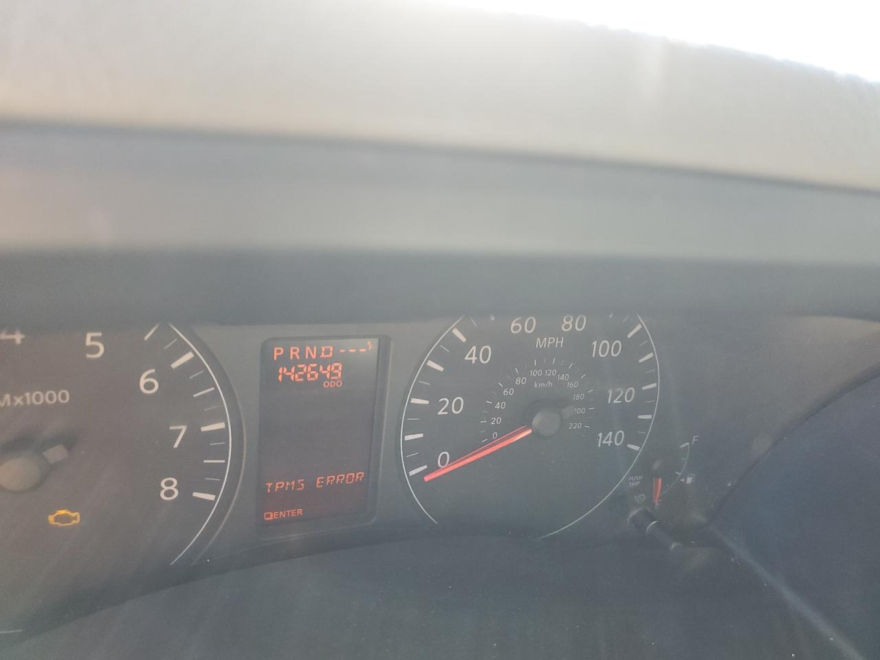 NISSAN NV2500 2500 S