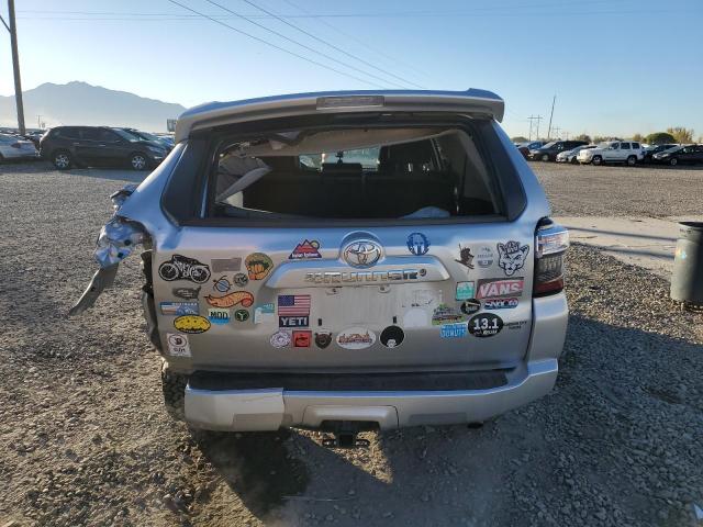 2016 TOYOTA 4RUNNER SR #3286923230