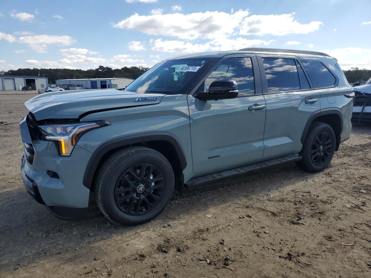 TOYOTA SEQUOIA SR5