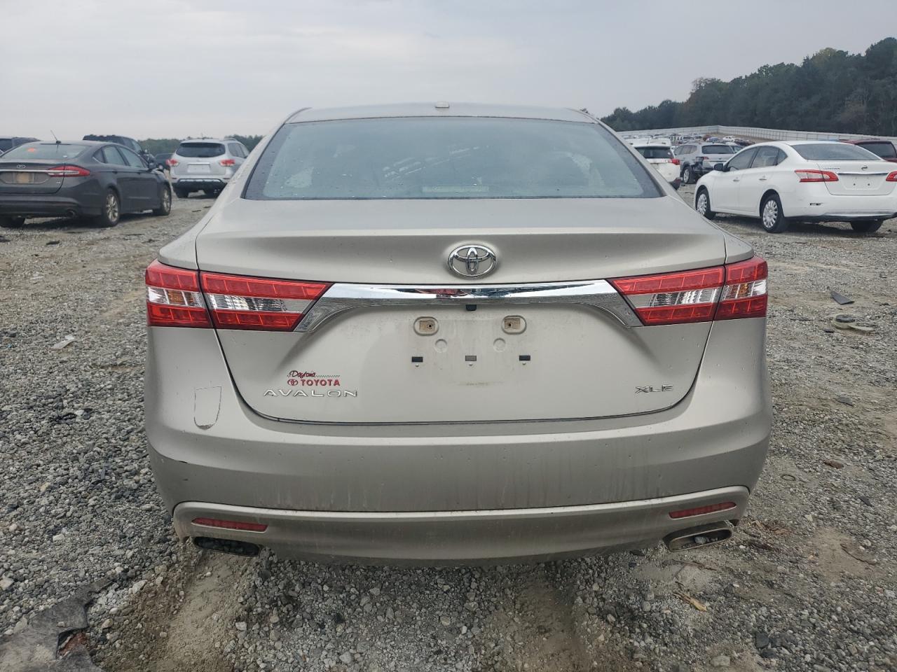 TOYOTA AVALON XLE