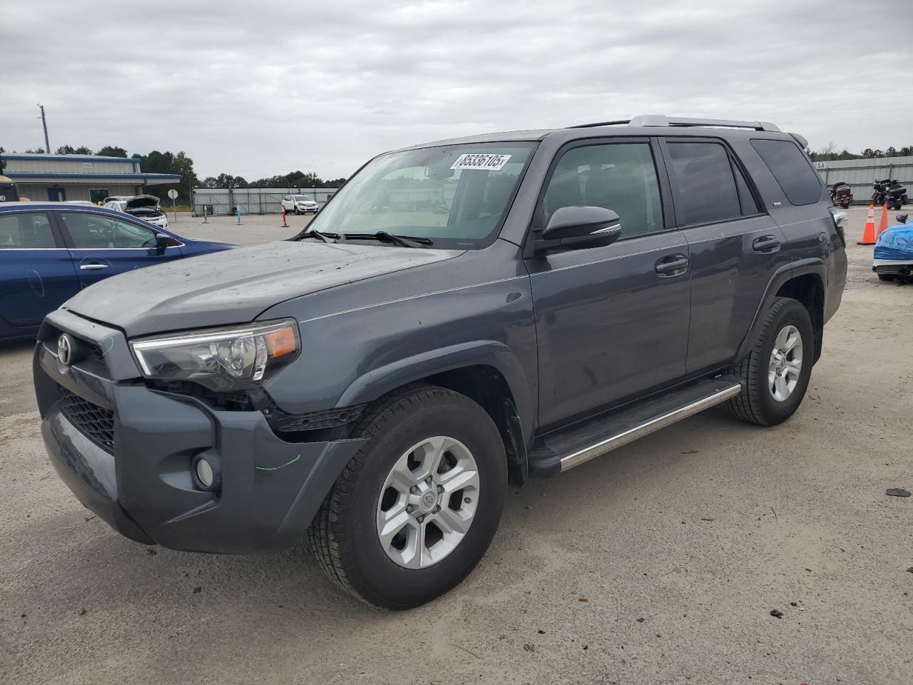TOYOTA 4RUNNER SR5