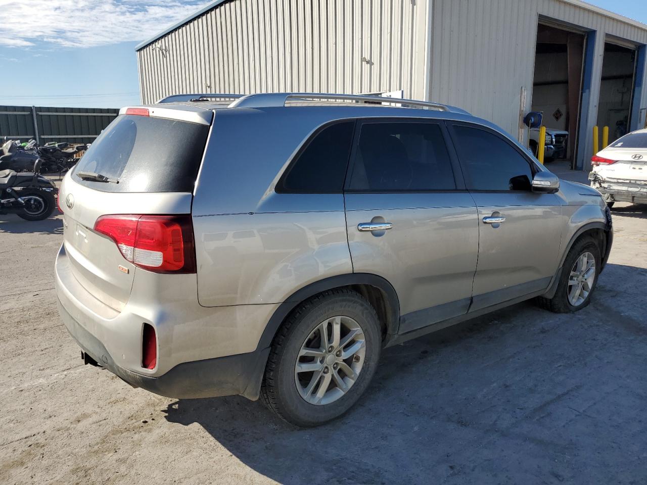 KIA SORENTO LX