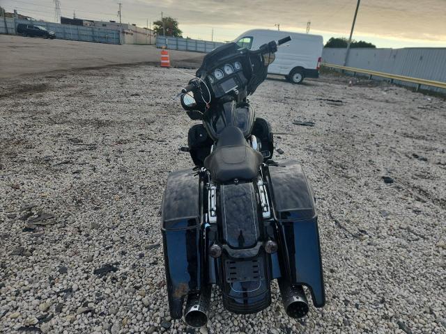 2015 HARLEY-DAVIDSON FLHXS STRE - 1HD1KRM16FB603097