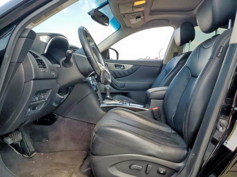 2016 INFINITI QX70 - JN8CS1MU0GM671024