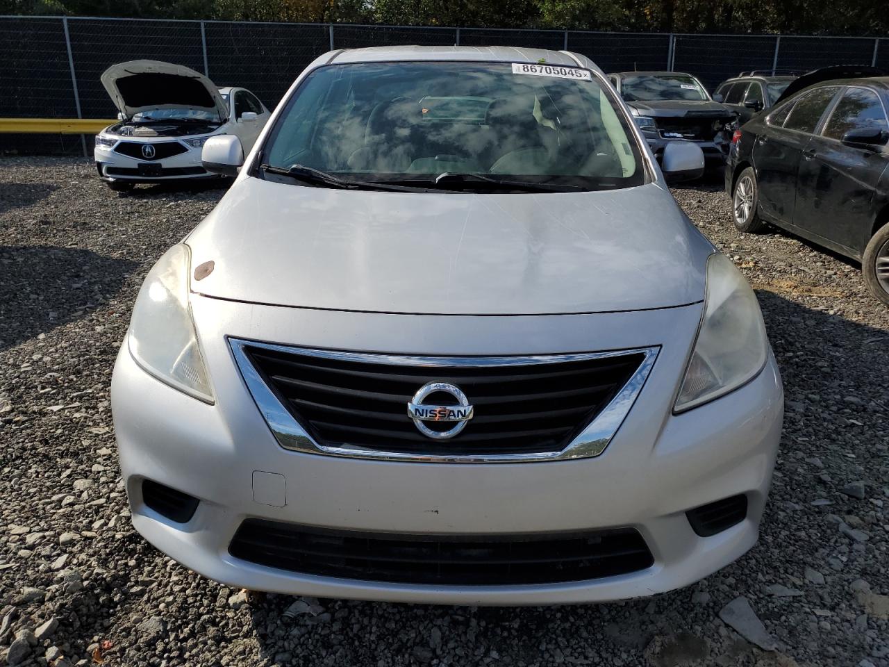 Lot #3283789416 2014 NISSAN VERSA S
