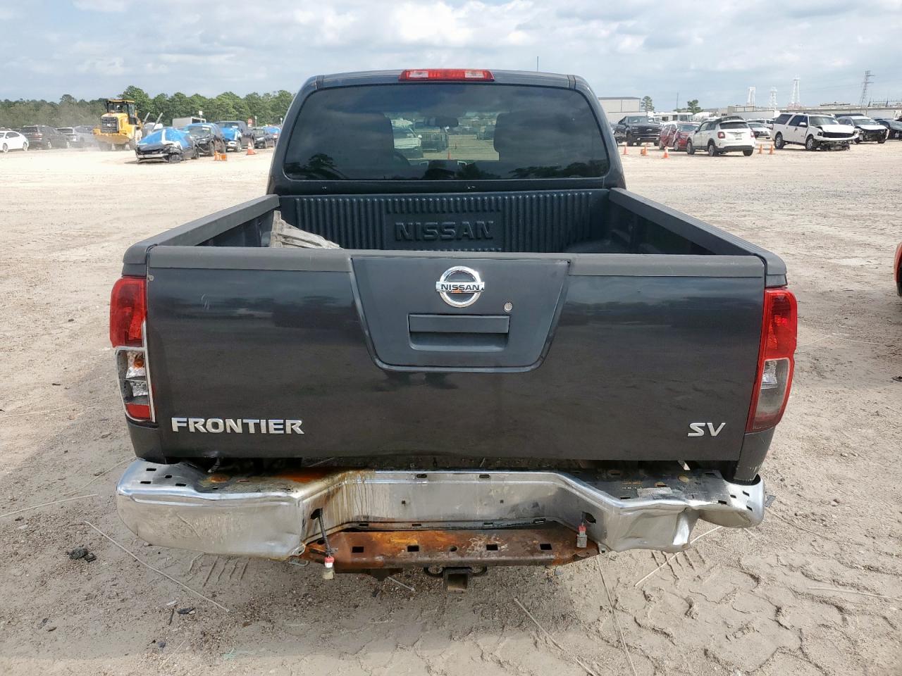 NISSAN FRONTIER S