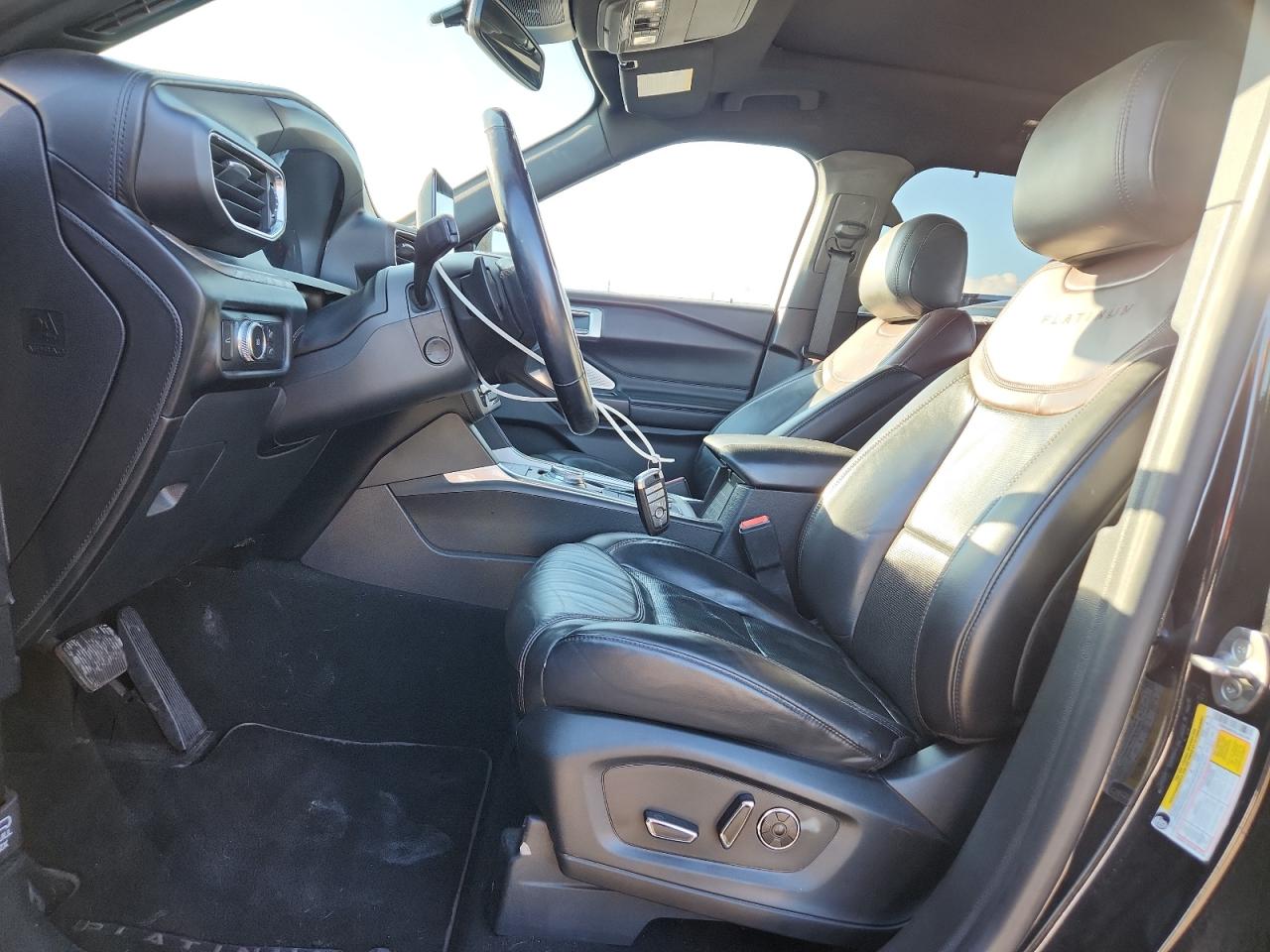 FORD EXPLORER PLATINUM