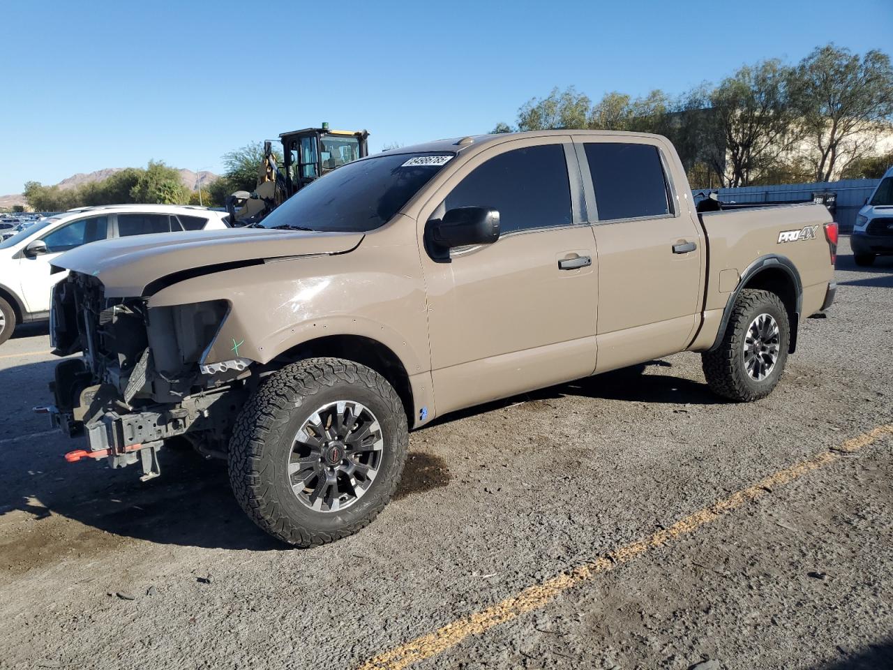 NISSAN TITAN SV