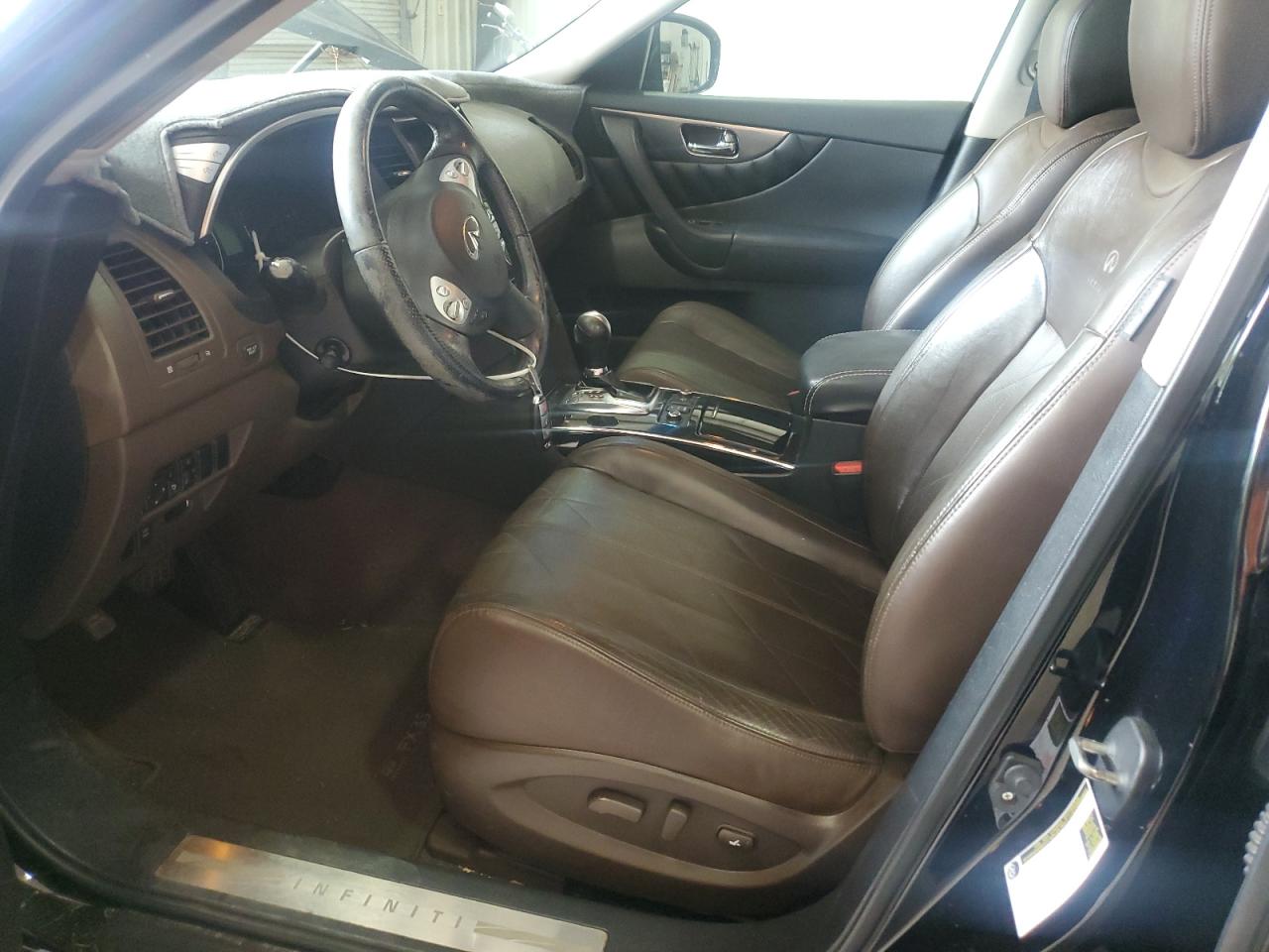 INFINITI FX35