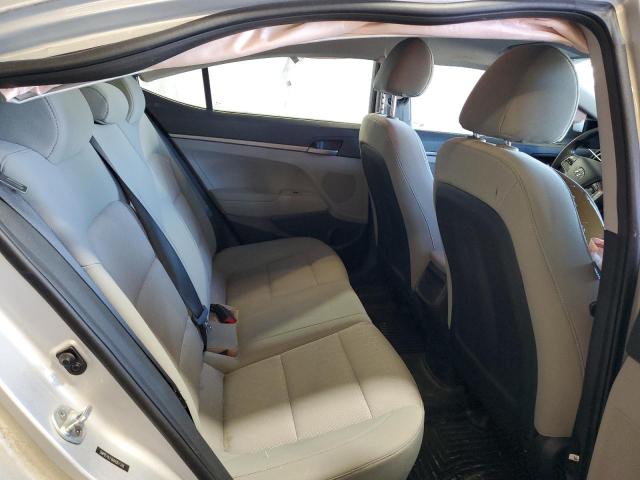 2017 HYUNDAI ELANTRA SE 5NPD74LF8HH067318