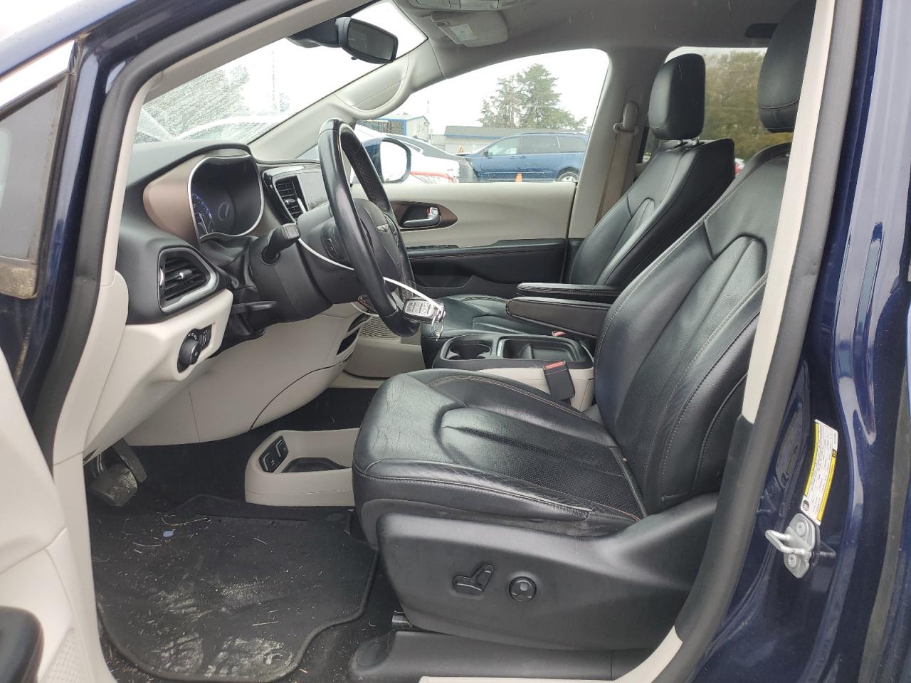 CHRYSLER PACIFICA TOURING L