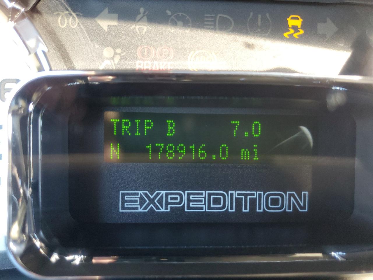 FORD EXPEDITION LIMITED