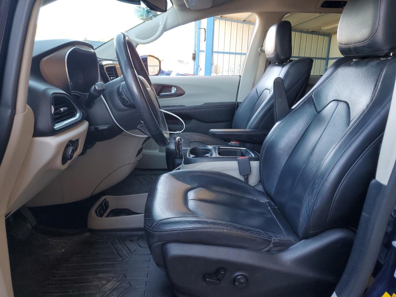 CHRYSLER PACIFICA TOURING L PLUS