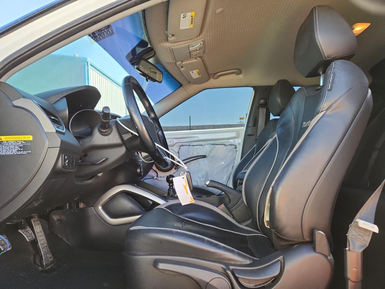 HYUNDAI VELOSTER TURBO