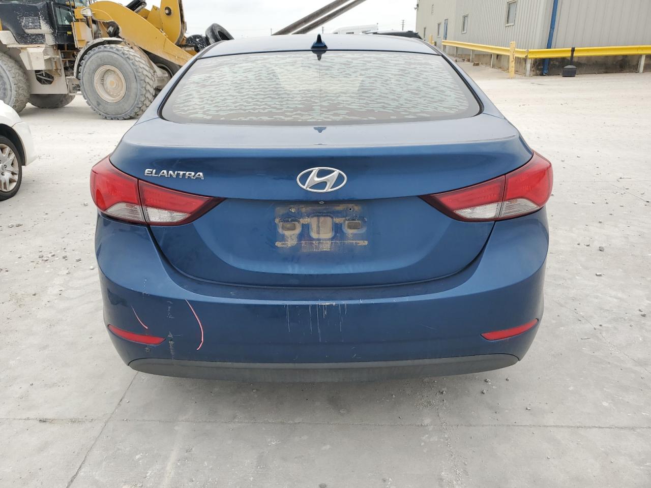 HYUNDAI ELANTRA SE