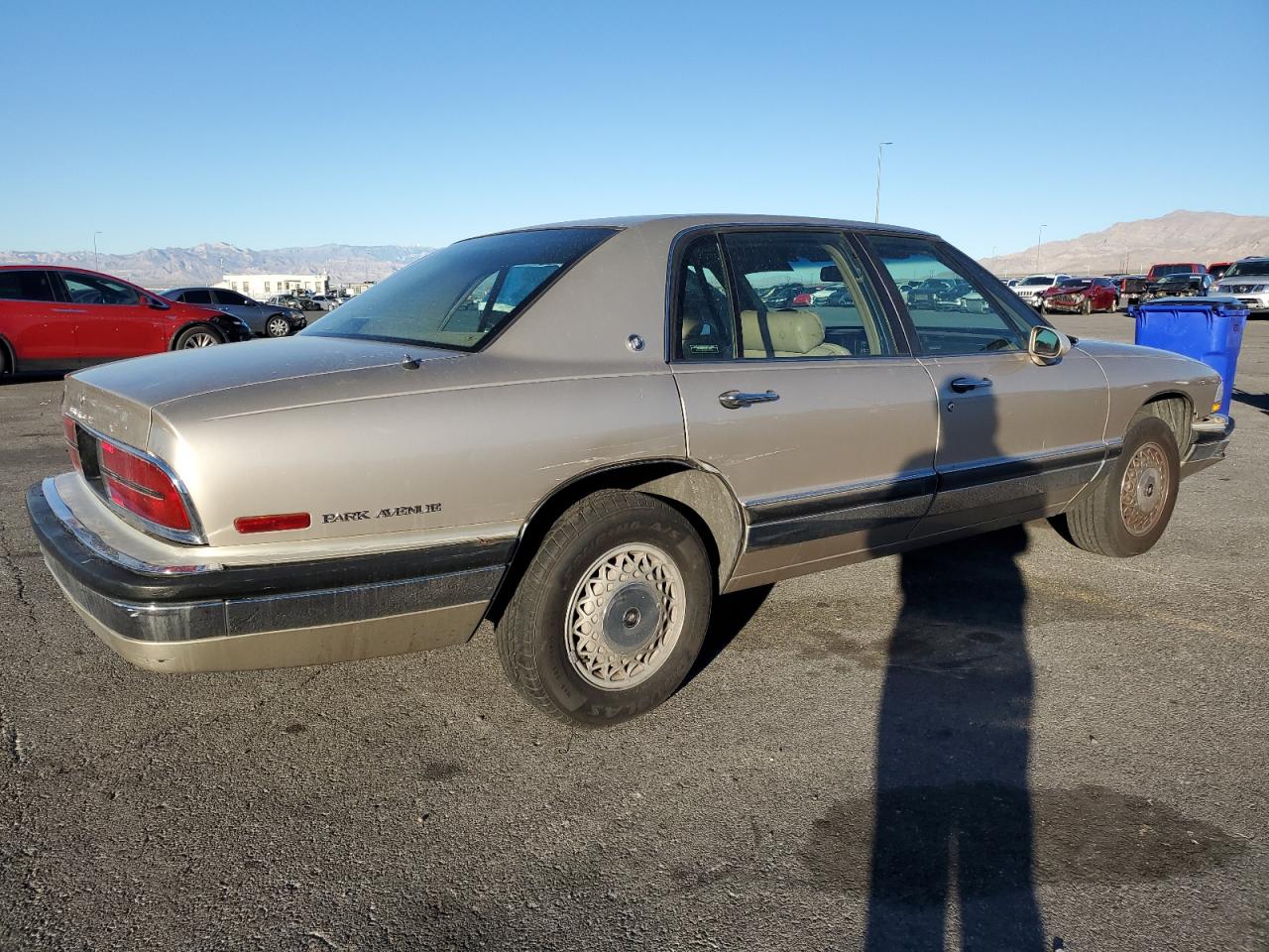 Lot #3287844106 1994 BUICK PARK AVENU