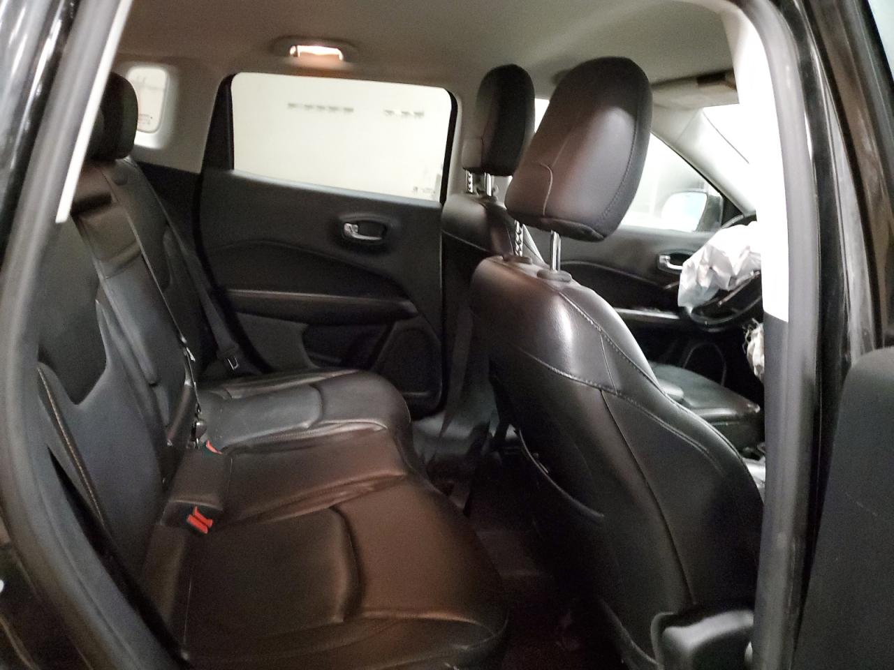 Lot #3303663940 2018 JEEP COMPASS LI