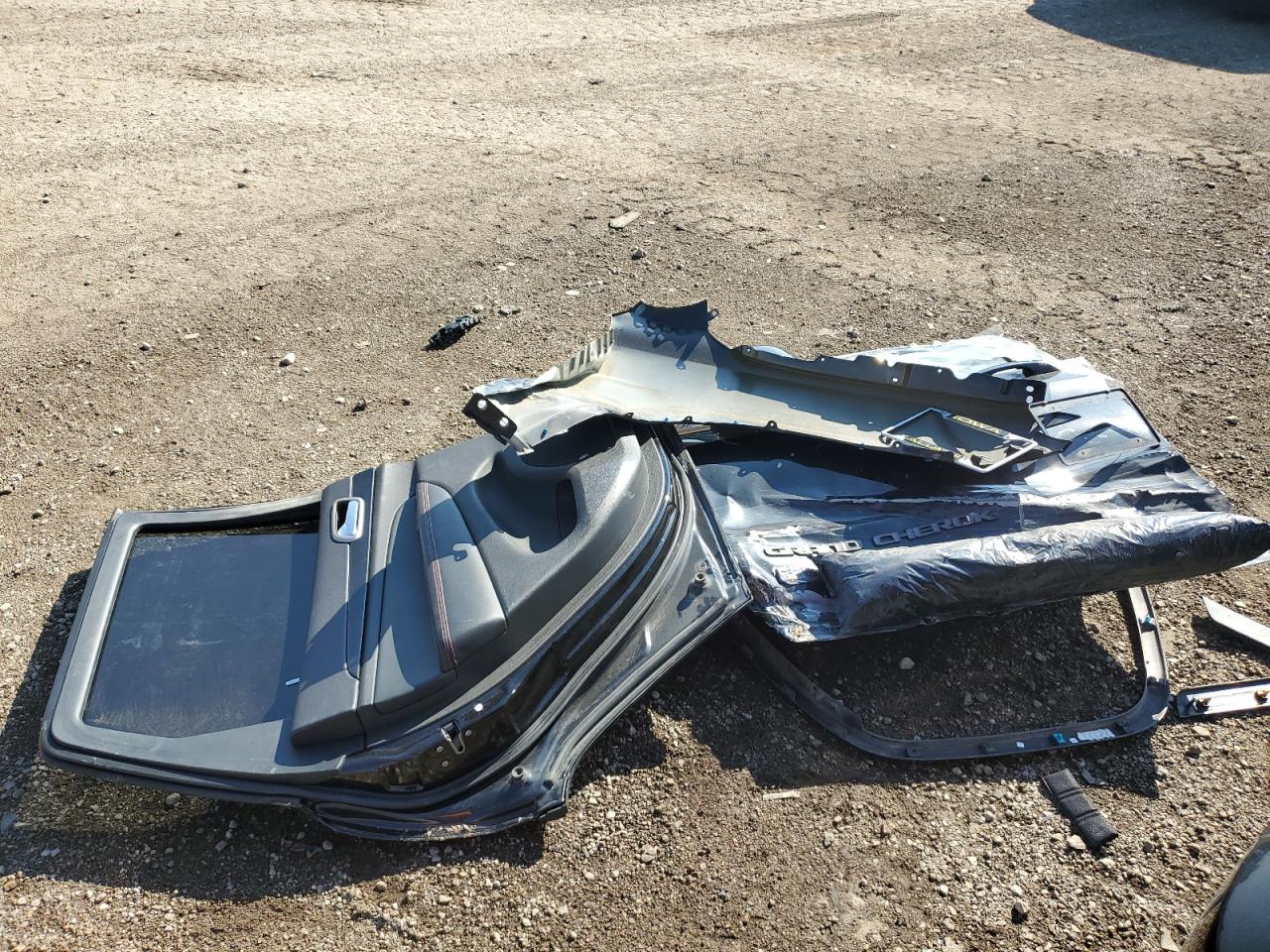 JEEP GRAND CHEROKEE LAREDO