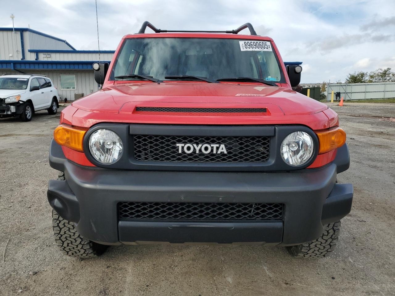 TOYOTA FJ CRUISER