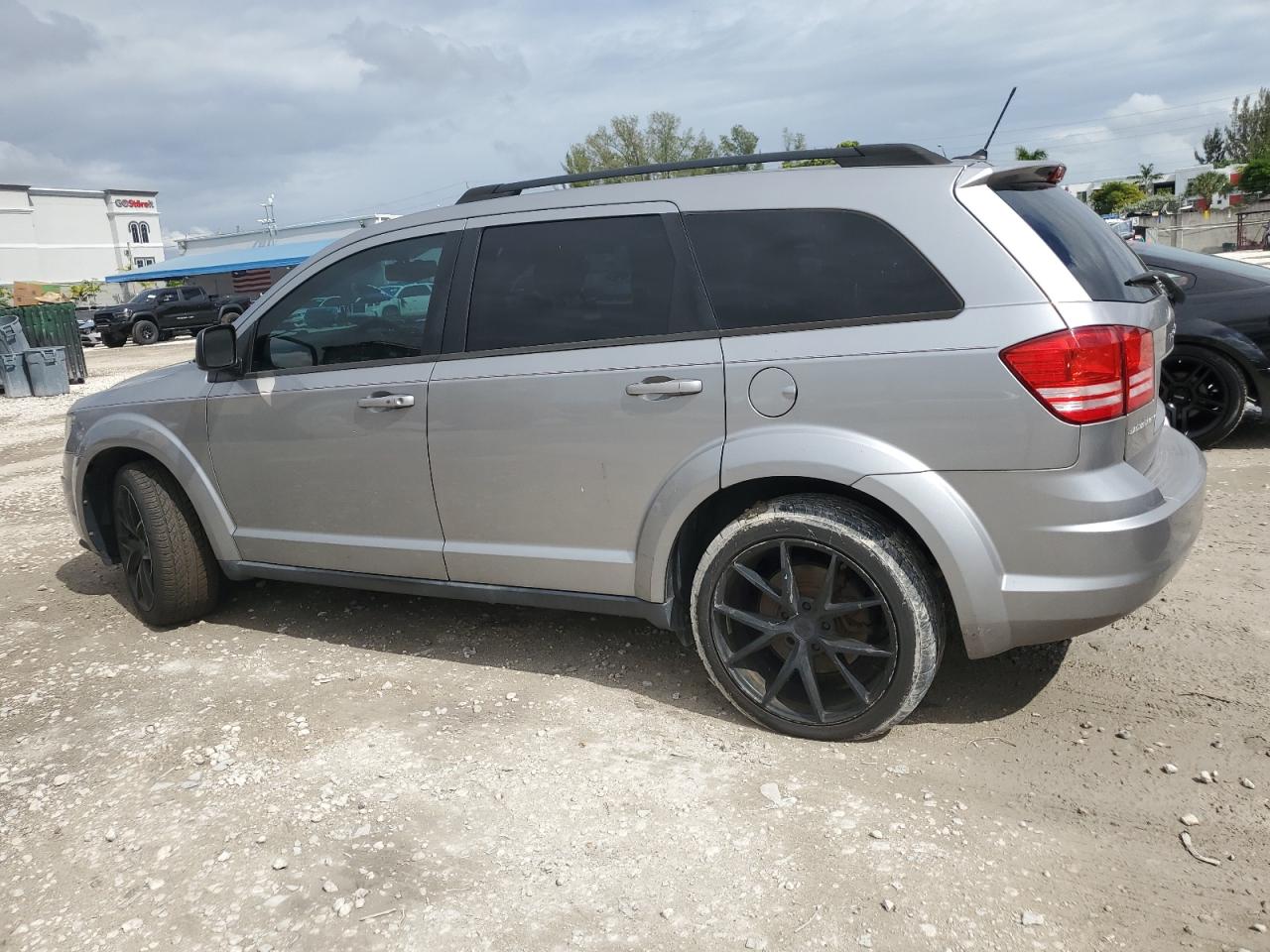 DODGE JOURNEY SE