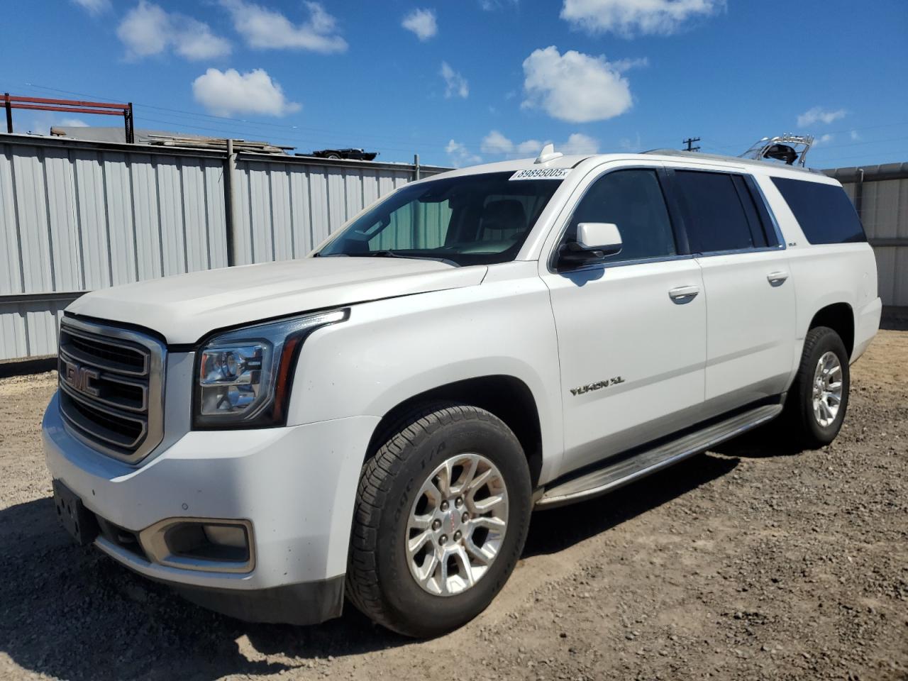 GMC YUKON C1500 SLE
