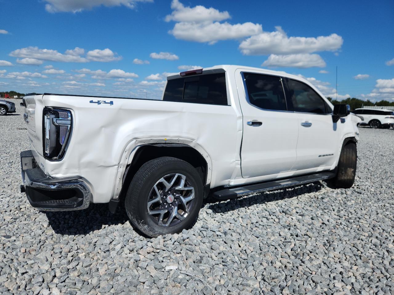 GMC SIERRA K1500 SLT