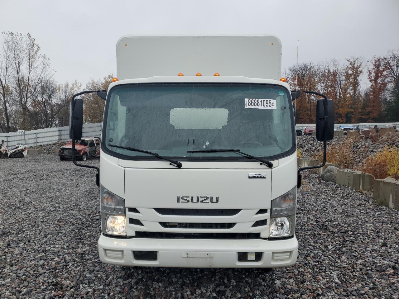 Lot #3281419988 2017 ISUZU NQR